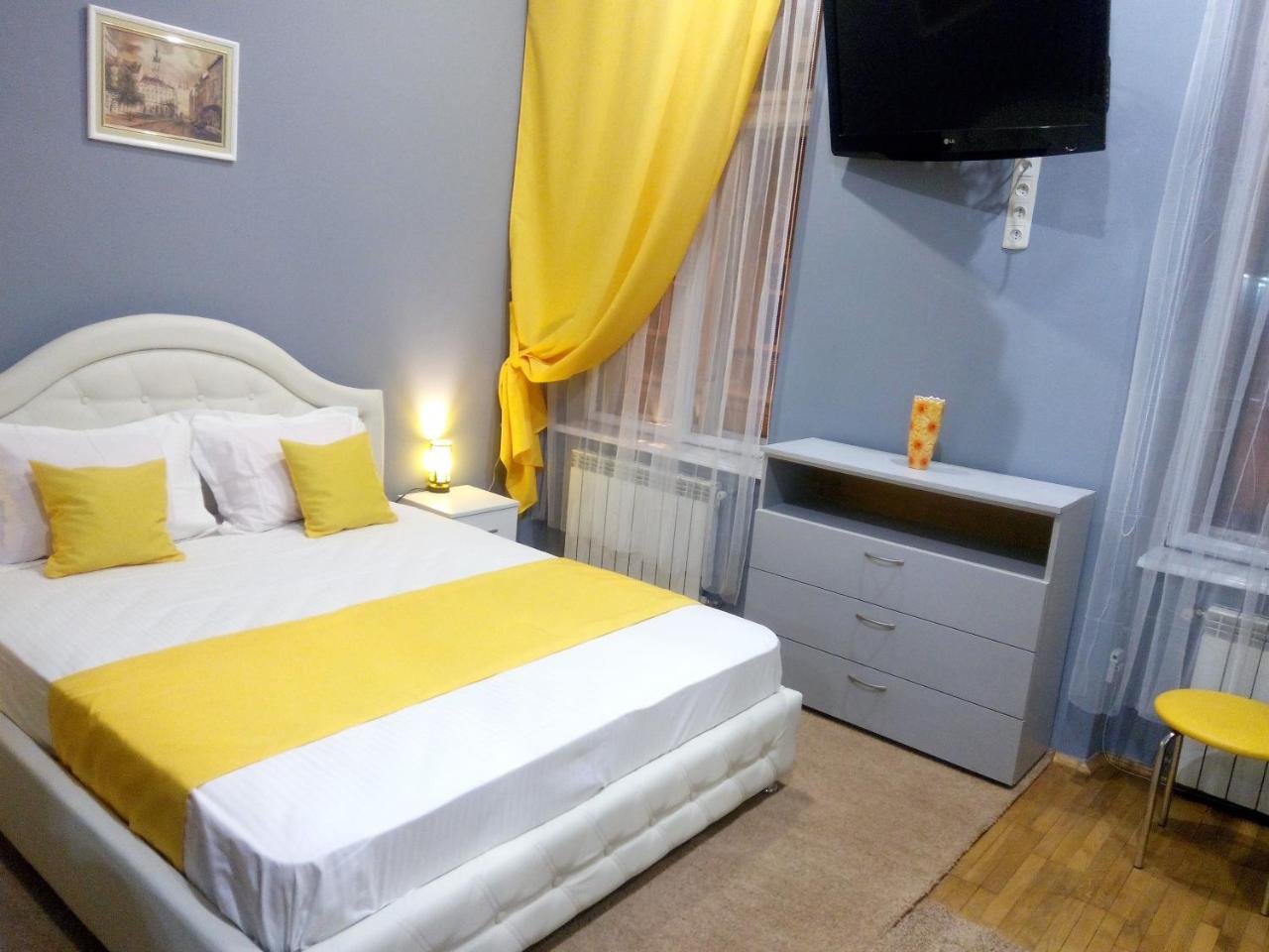 Near Rynok Square Apartment Lviv Exterior photo